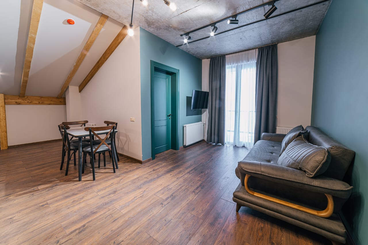 Стильный Люкс с отдельной спальней в Forest Villa