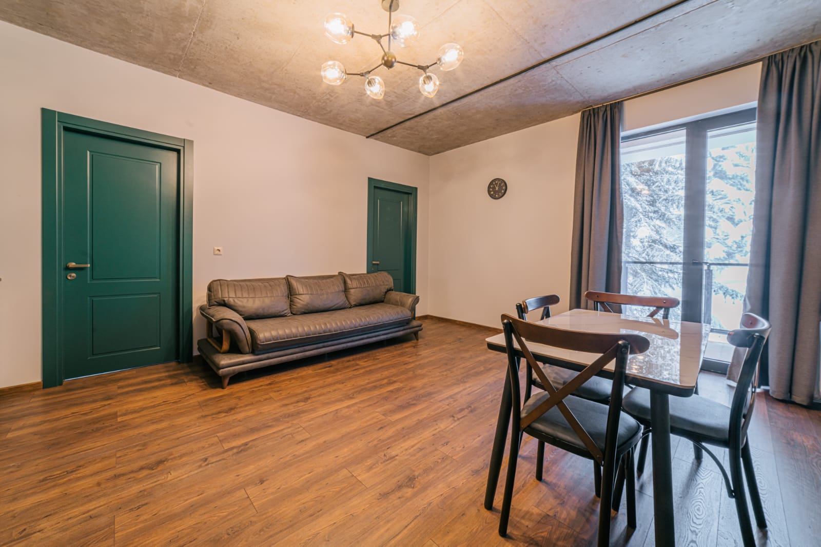 Стильный Люкс с двумя спальнями в Forest Villa