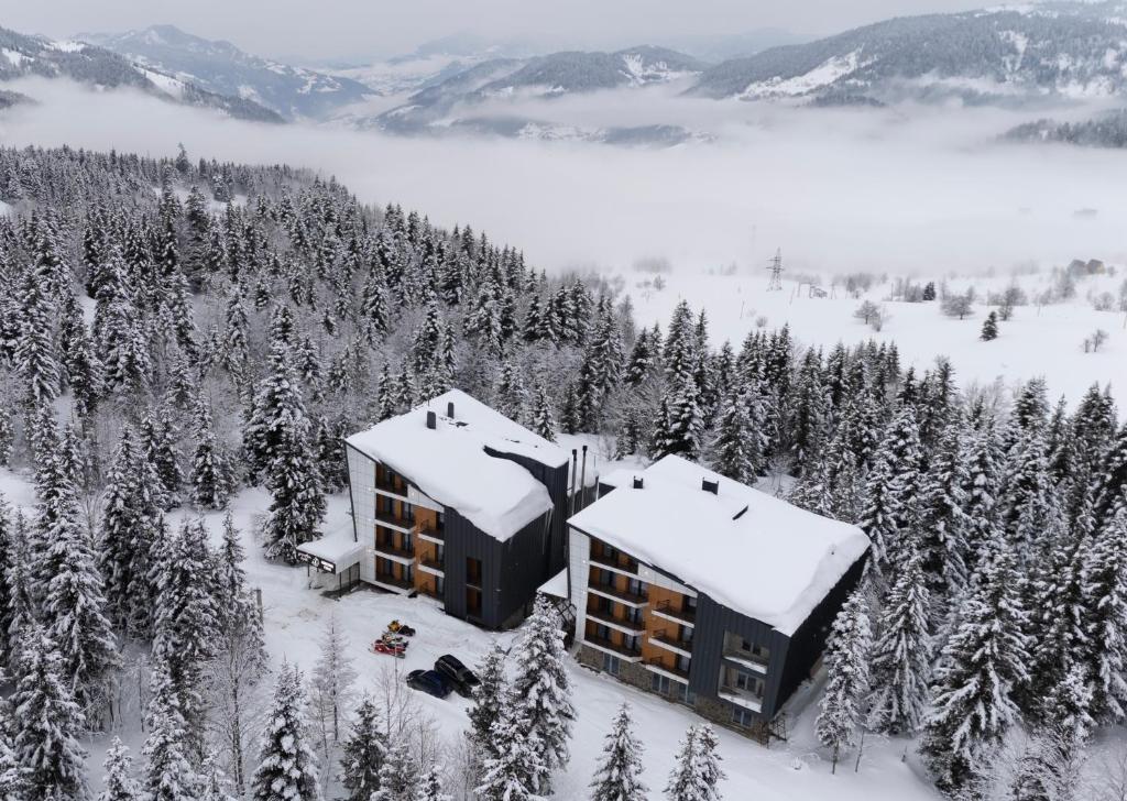 Семейный номер с отдельной спальней в горнолыжном отеле