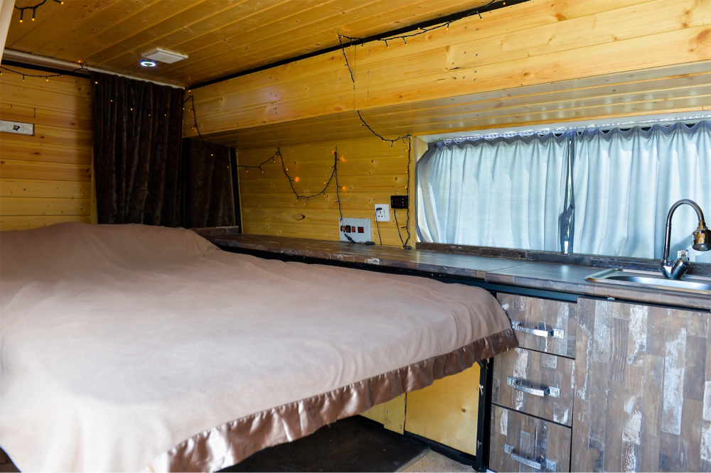 Фото AWD Ford Transit Camper Van