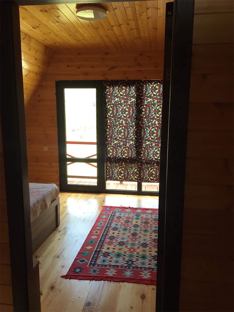 Фото Comfortable family-friendly Cottage in Nikortsminda