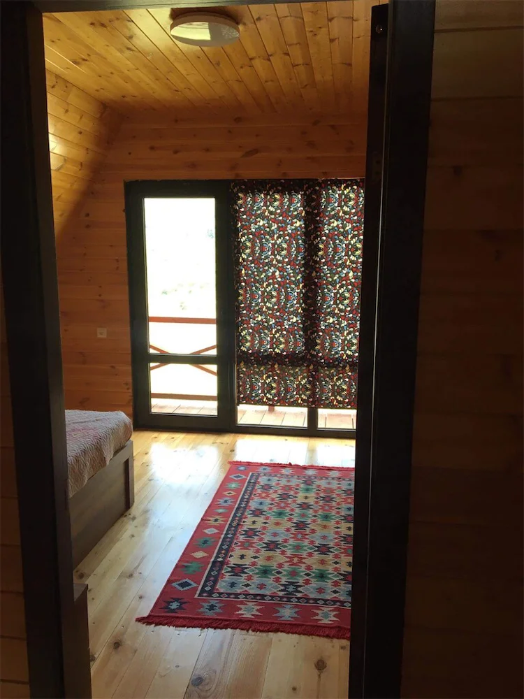 Photo of Comfortable family-friendly Cottage in Nikortsminda