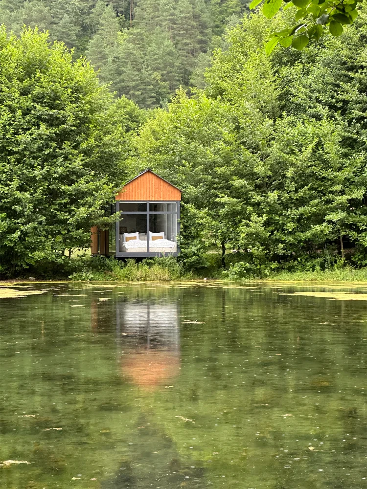 Esgaroth fringe cabins