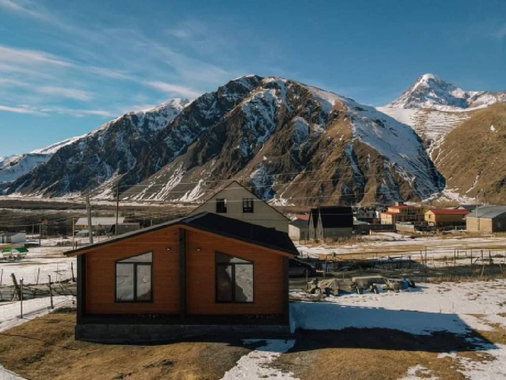 Фото Family-friendly Cottage in Stepantsminda