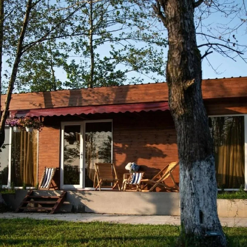 family nest 3 cottages in Kaprovani