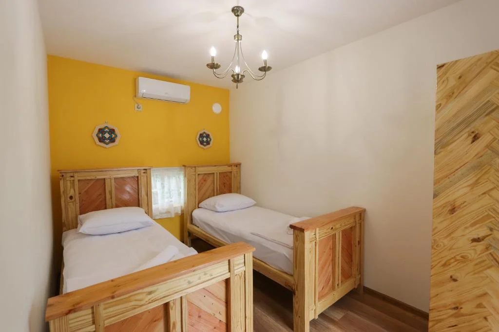 Photo of family nest 3 cottages in Kaprovani