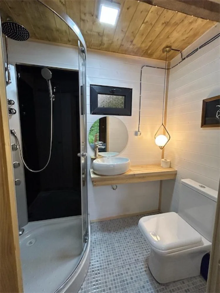 Photo of Green Room