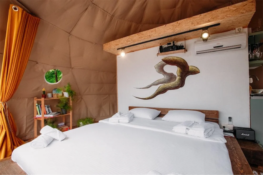 Photo of Beautiful glamping with sauna for a romantic getaway