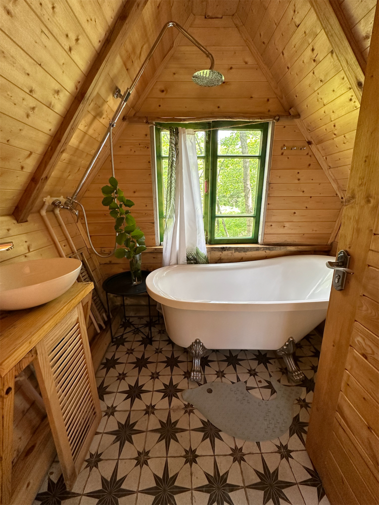 Photo of Hobbiton  - fringe cabins