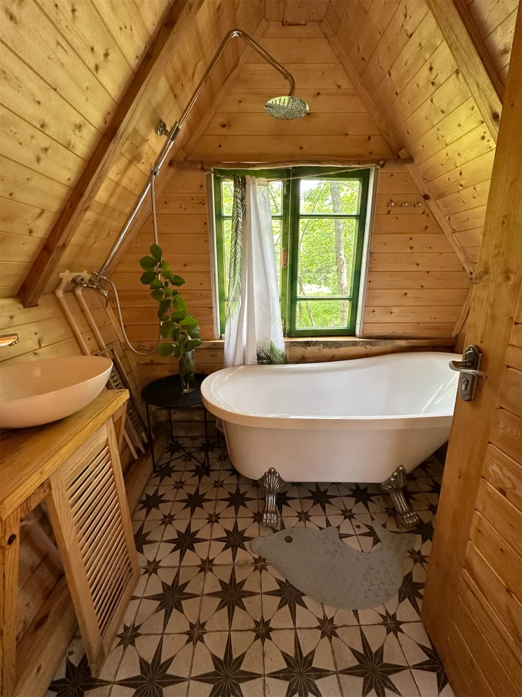 Photo of Hobbiton - fringe cabins