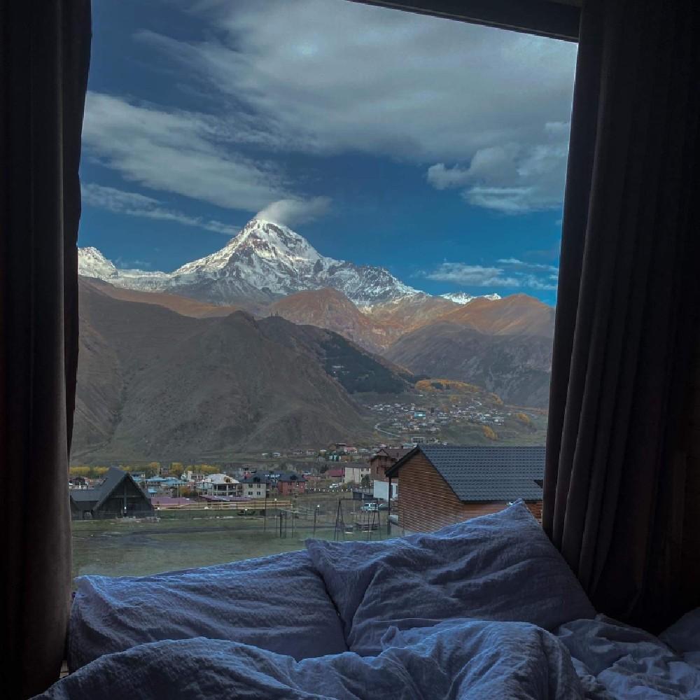 Фото Kazbegi Twins