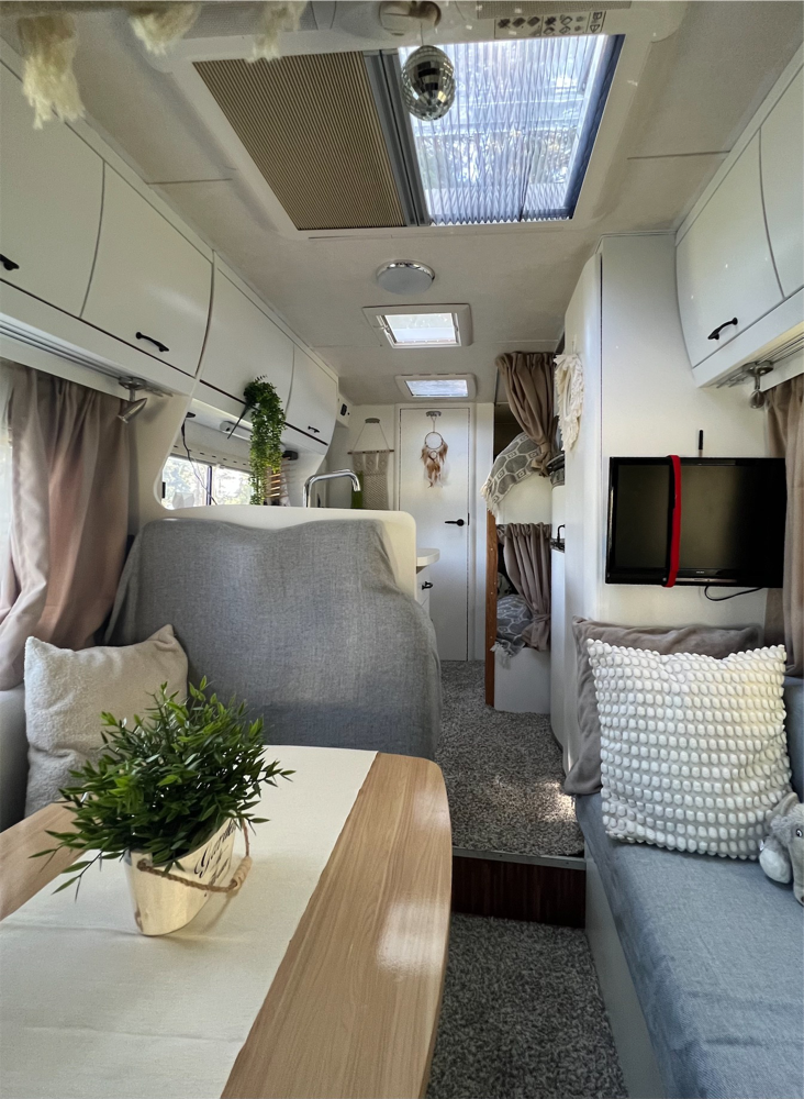 Photo of Motorhome Georgia