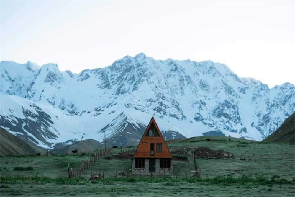 Фото Mountain View - A-Frame Cabin Ushguli