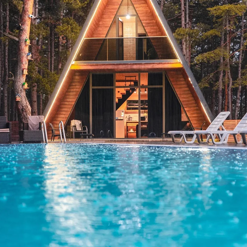 Park Hotel Surami Chalet