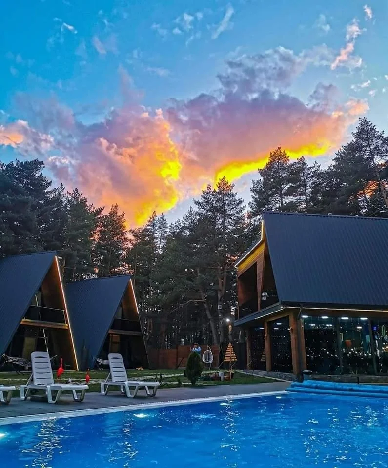 Photo of Park Hotel Surami Chalet