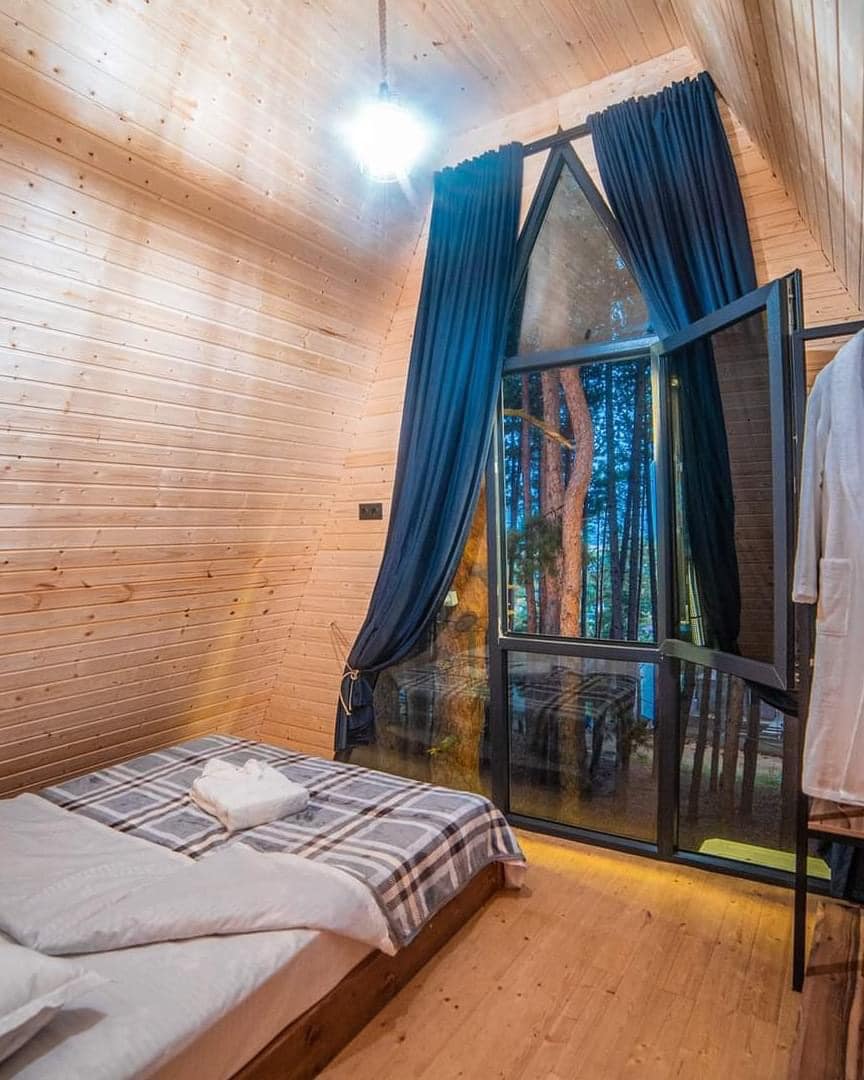 Фото Park Hotel Surami Chalet