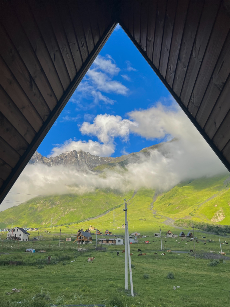 Фото Savalley Kazbegi