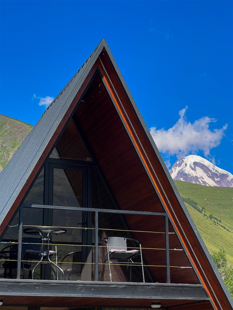 Фото Savalley Kazbegi