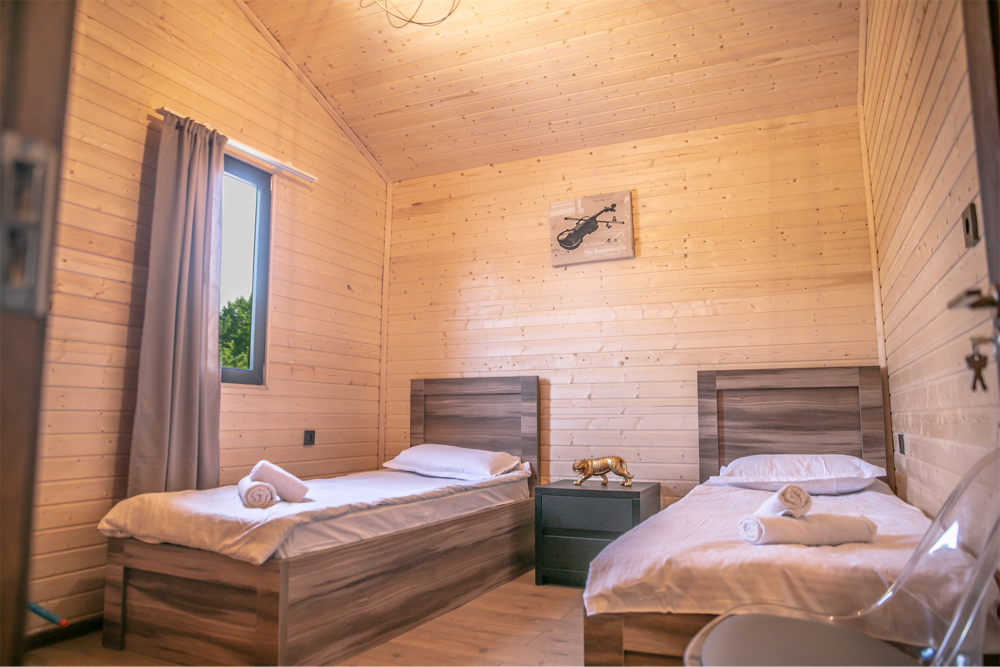 Фото Shaori Lake Cottages 2