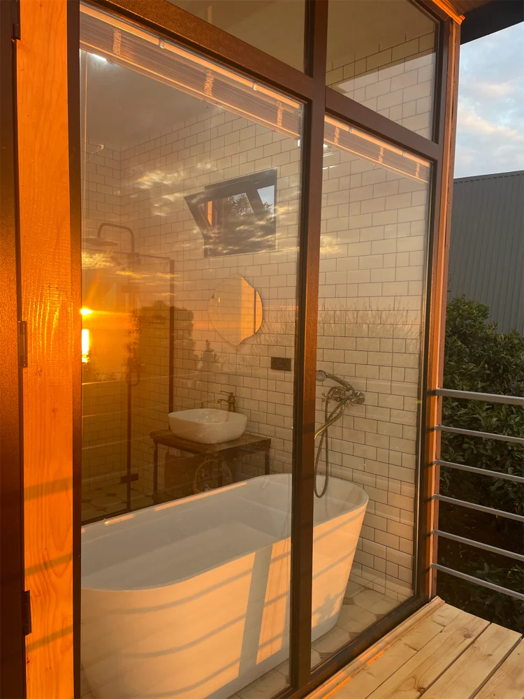 Sunland with panoramic bath