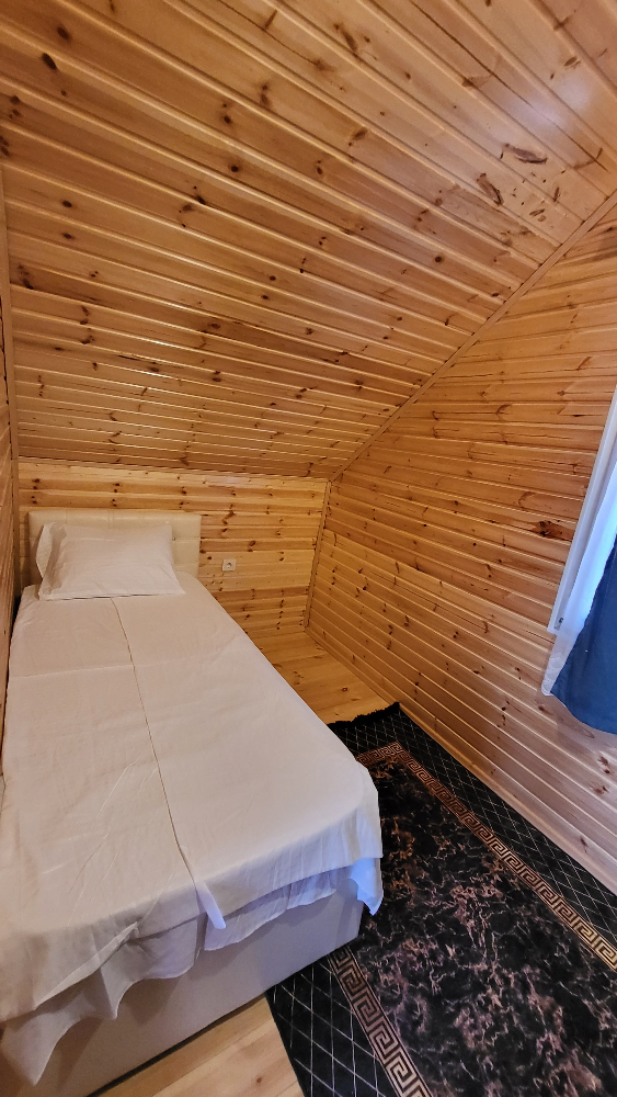 Фото Three-Bedroom Villa Gantiadi