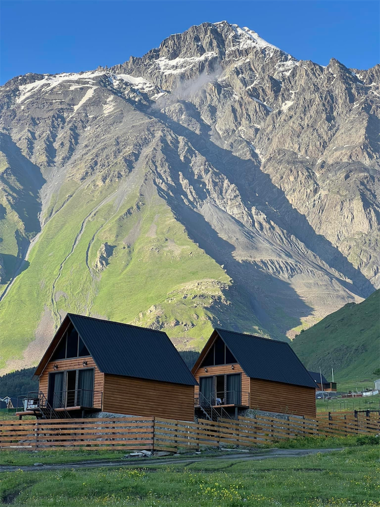 Photo of Traveler's cottages in Kazbegi 1