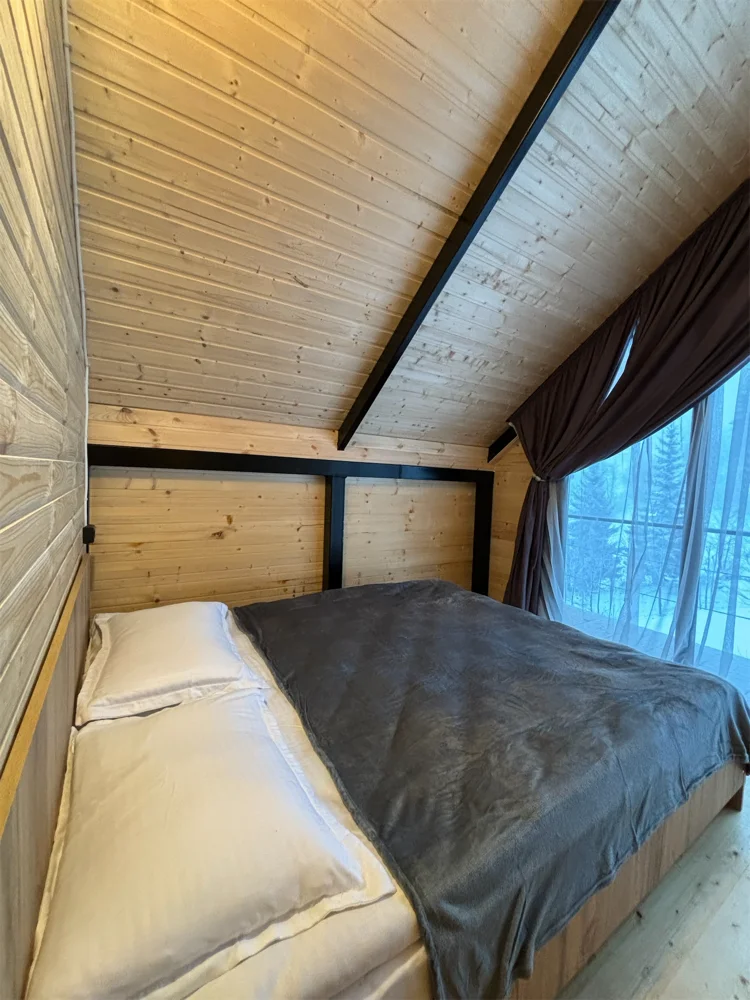Photo of Wooden family-friendly Cottage in Gomarduli