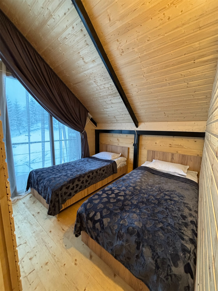 Фото Wooden family-friendly Cottage in Gomarduli
