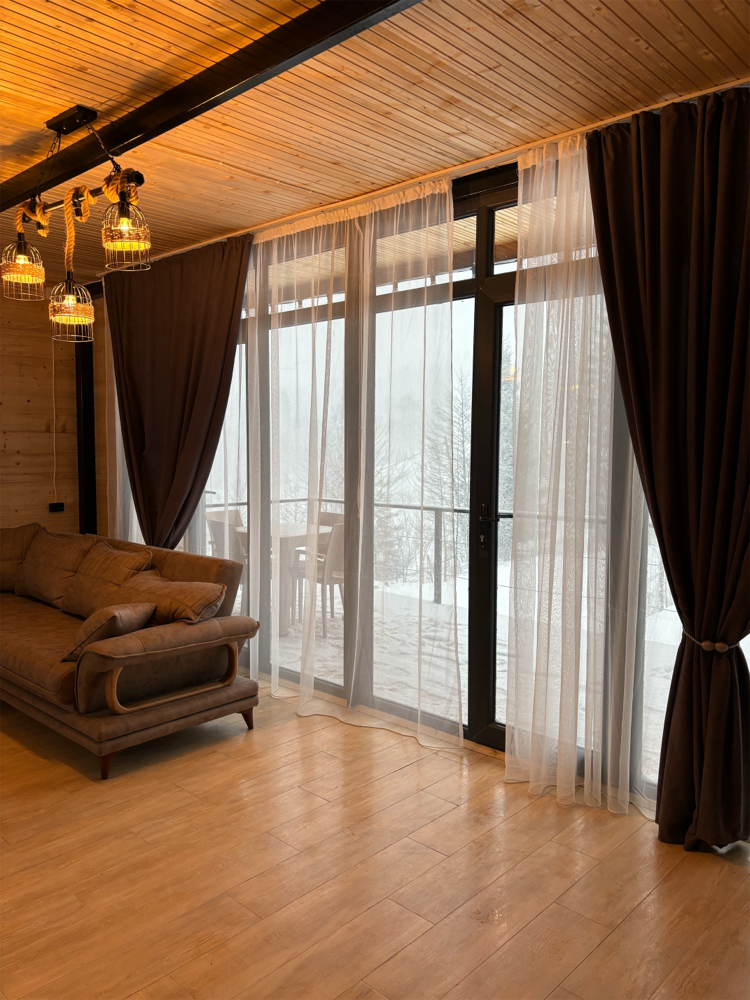 Фото Wooden family-friendly Cottage in Gomarduli