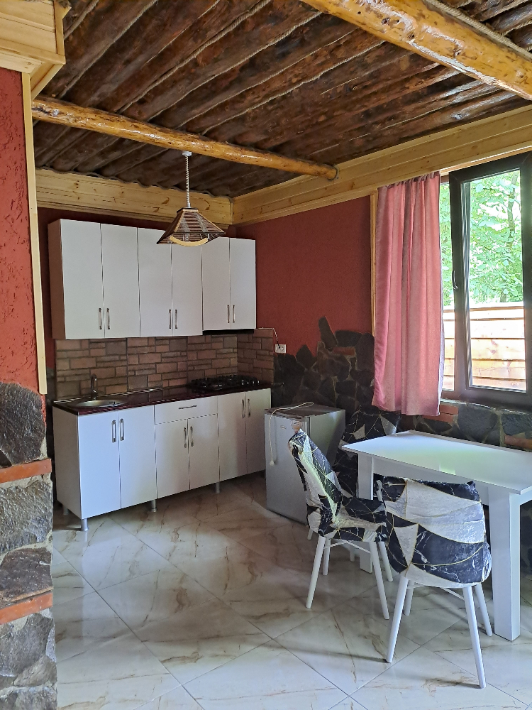 Фото Wooden family-friendly Cottage in Likani