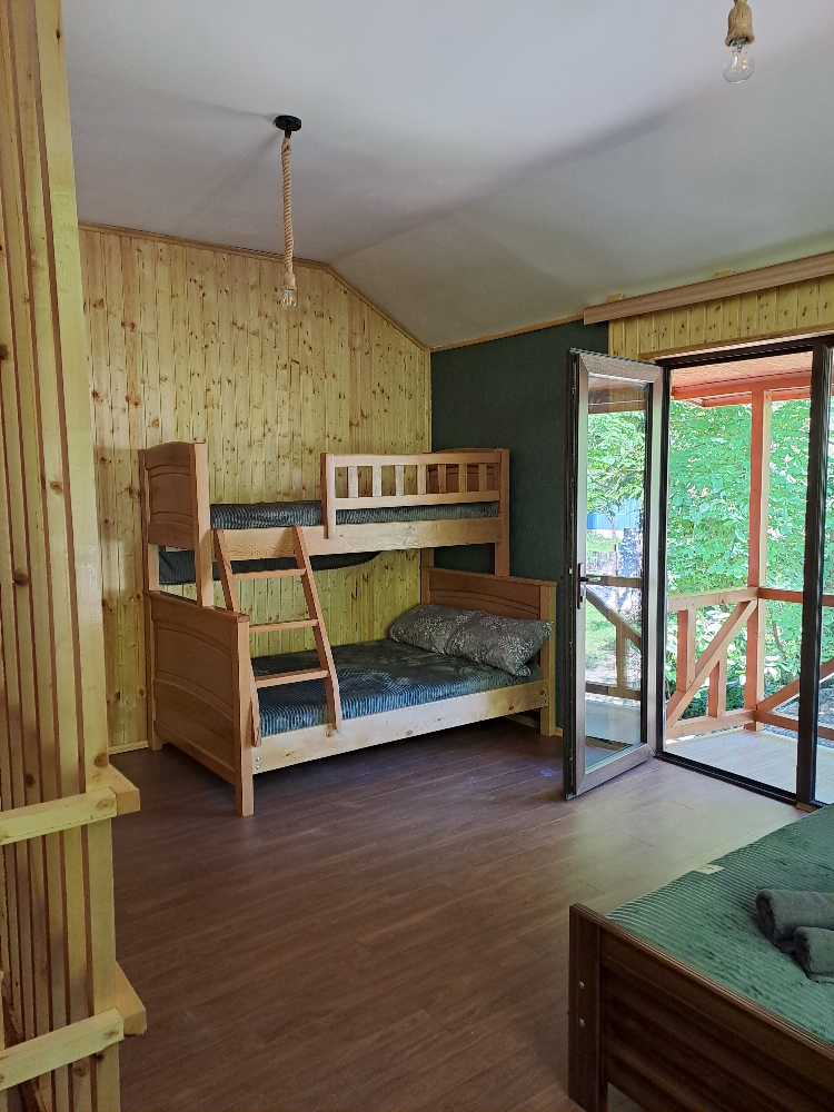 Фото Wooden family-friendly Cottage in Likani