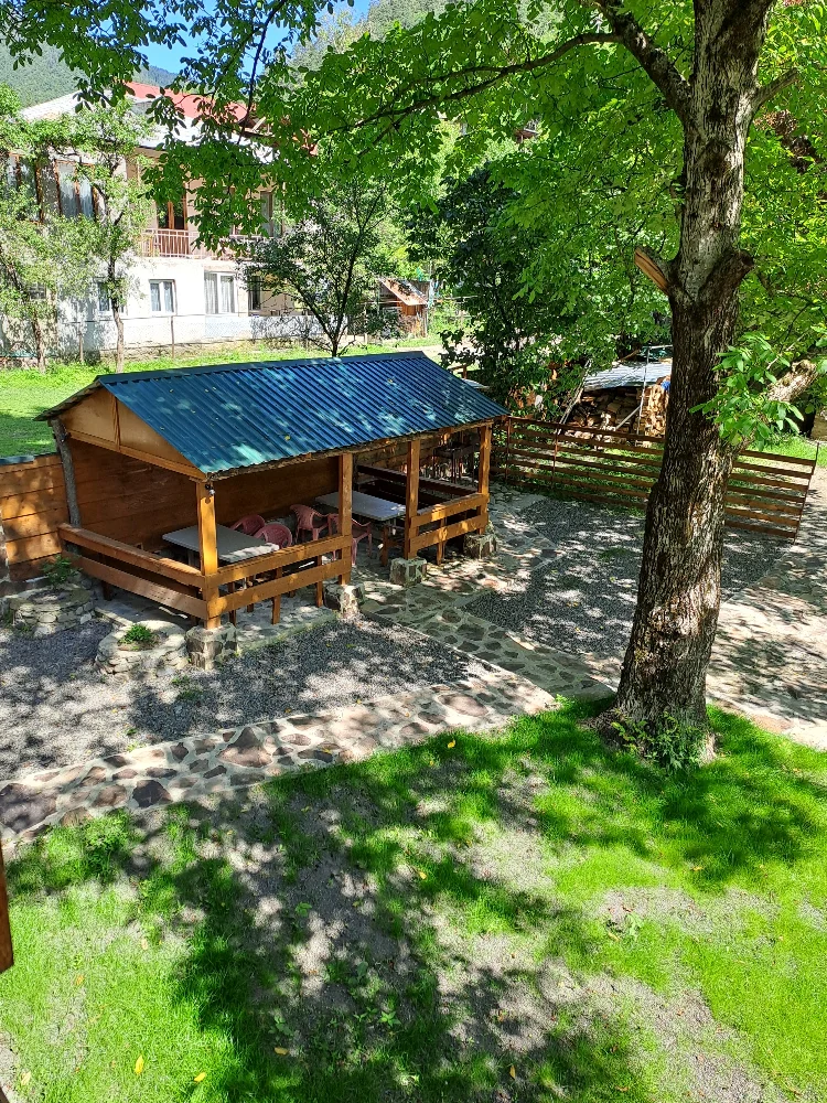 Photo of Wooden family-friendly Cottage in Likani