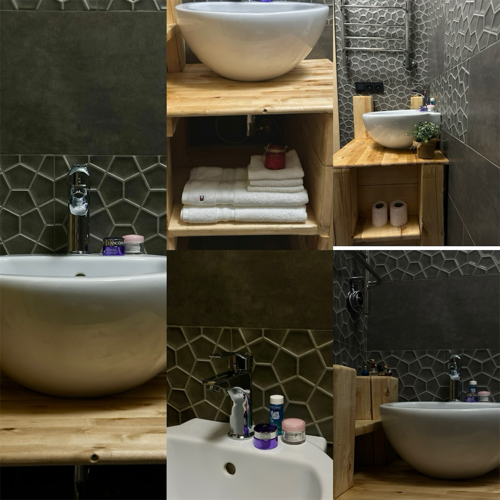 Фото Wooden stylish Private house in Mestia